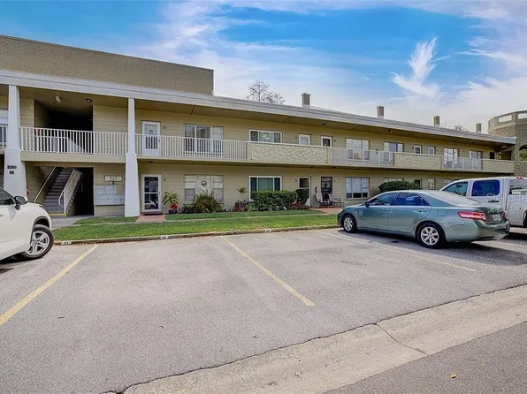 2391 Sumatran Way APT 43, Clearwater, FL 33763