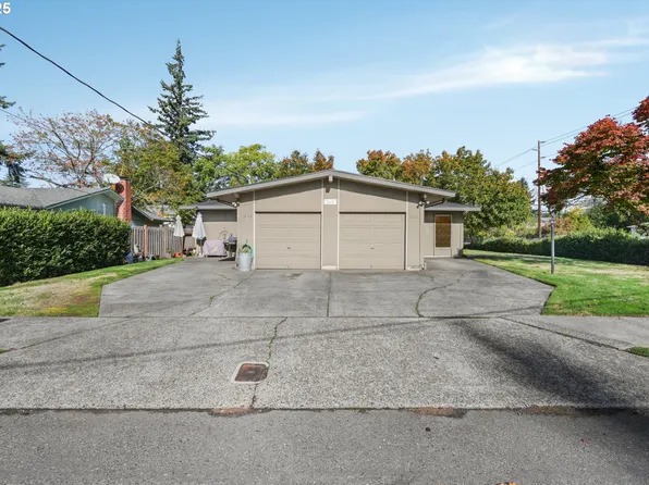 16125 SE Lincoln St, Portland, OR 97233