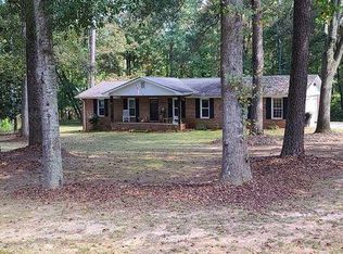 105 N Robinson Dr, Carrollton, GA 30117