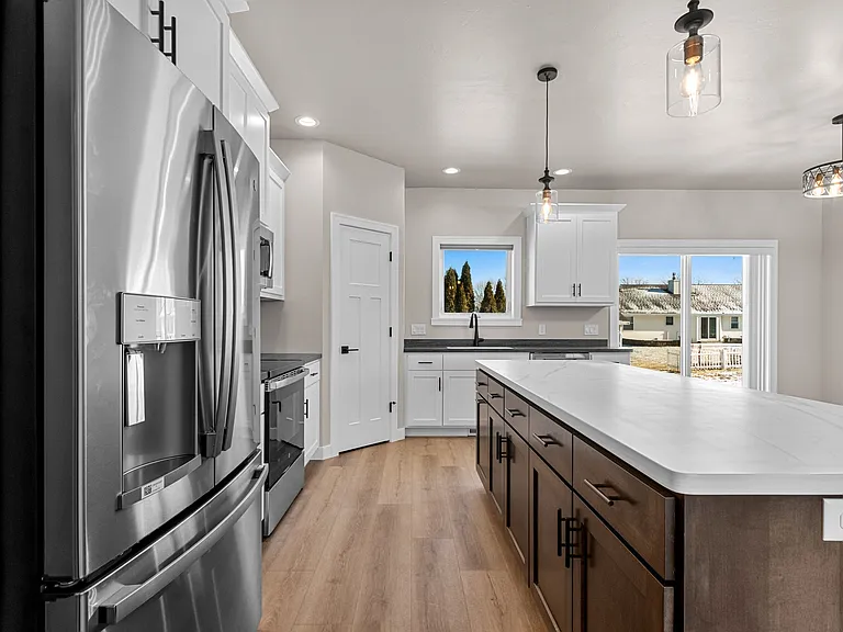 340 Rainbow Ct — Photo 10
