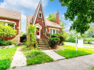 2745 Oak Park Ave, Berwyn, IL