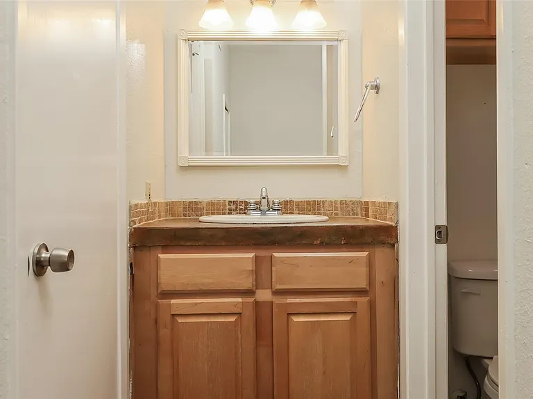 1620 Waterston Ave #105 — Photo 10