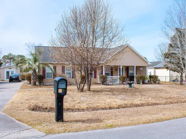 585 Cedar Ridge Street, Shallotte, NC 28470