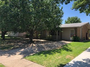 3326 High Lark Dr, Dallas, TX 75234