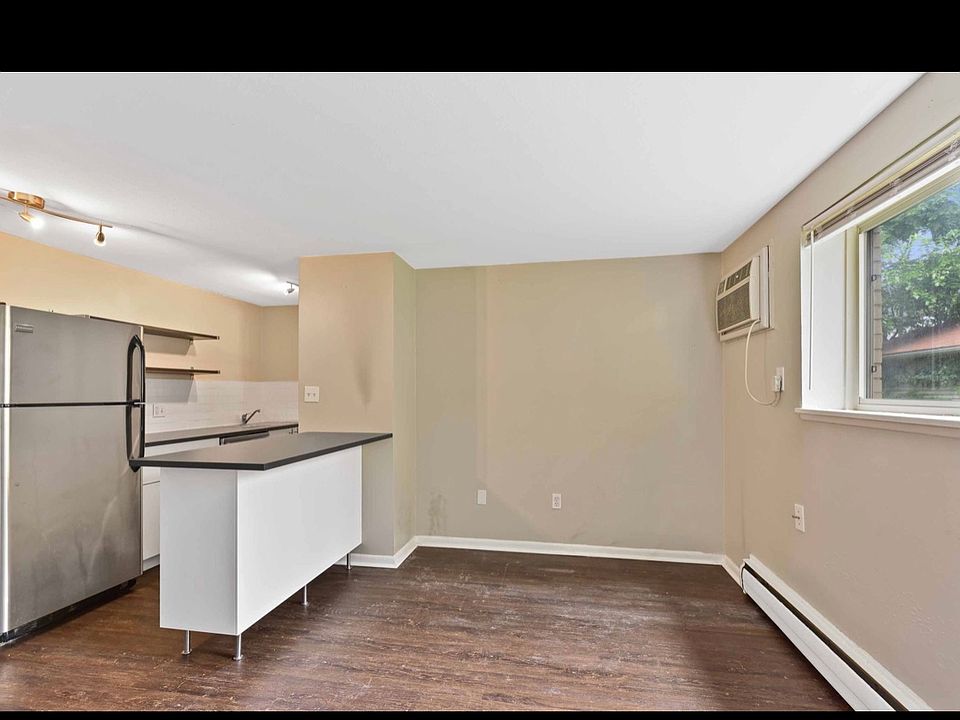 1st image of 1328 Cove Ave APT 2