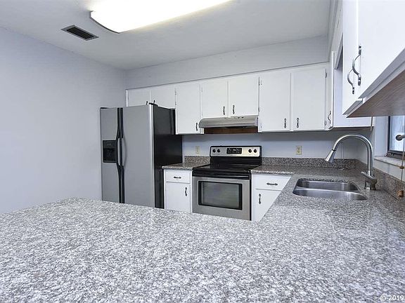 4th image of 2615 NW 51st Pl