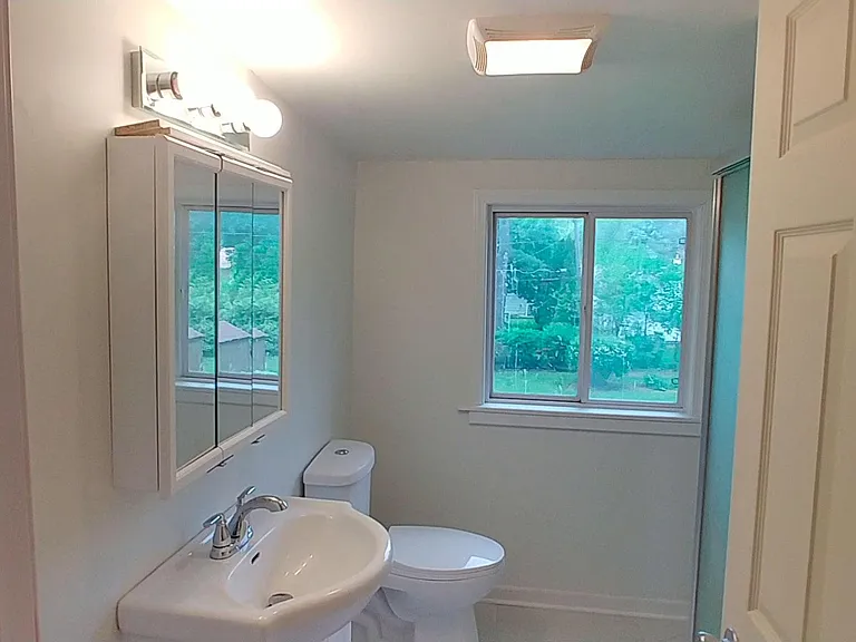 356 Highland Rd — Photo 14