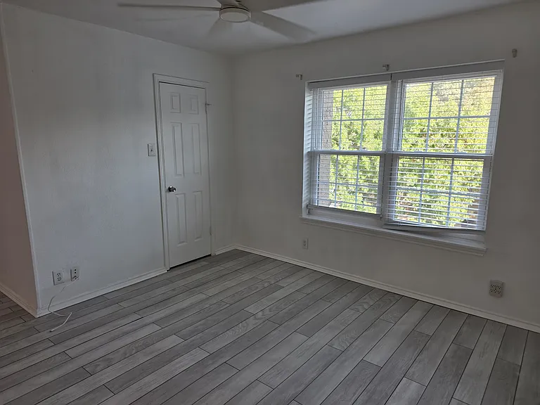 5200 Martel Ave #41 — Photo 15