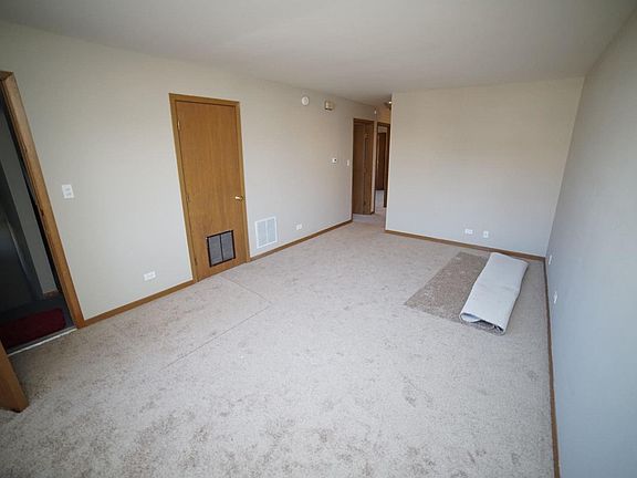4th image of 2111 S 4th Ave Unit B