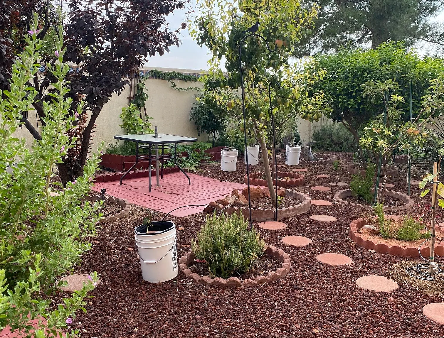 136 S Navajo Dr — Photo 4