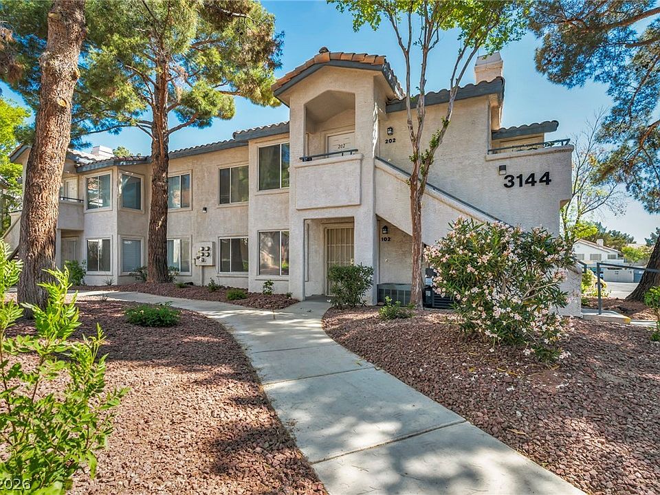 1st image of 3144 Tarpon Dr Unit 102