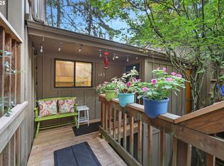 143 Treehill Loop, Eugene, OR 97405