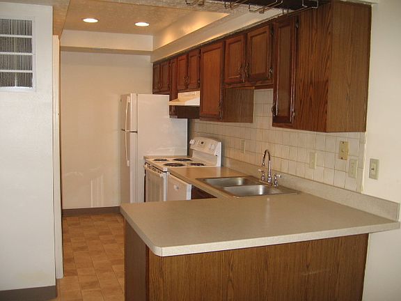 2nd image of 4989 Deer Run Place