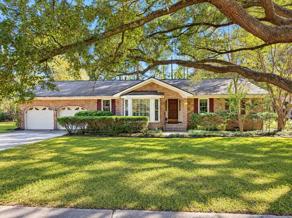 403 Stratford Dr, Summerville, SC 29485