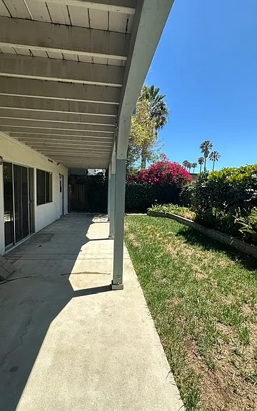 2727 Bayshore Ave — Photo 46