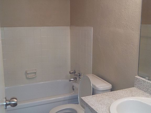 5th image of 7111 Hallmark Dr S APT 140