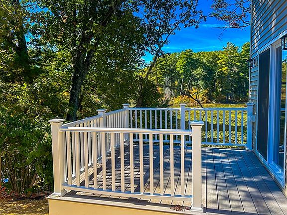 3rd image of 14 Hillside Rd