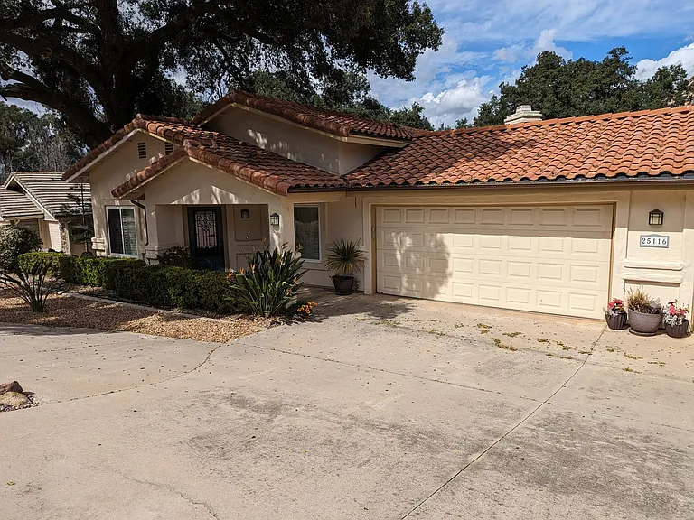 25116 Pappas Rd — Photo 1