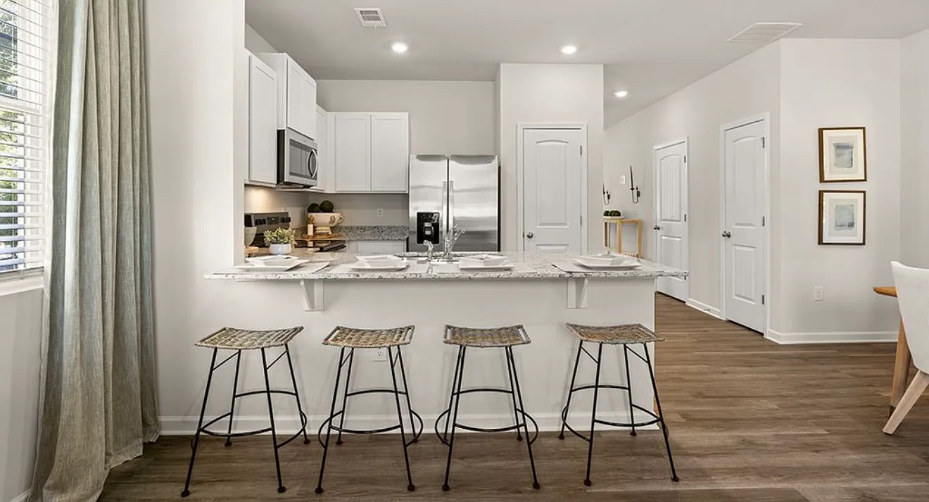 3 bed, 2.5 bath, 1418 sqft, $1,700 — Photo 4