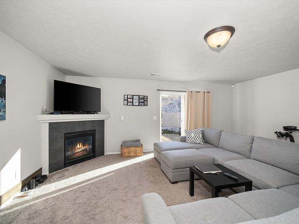 18310 E Selkirk Estates Rd, Greenacres, WA 99016 MLS 202225706 Zillow