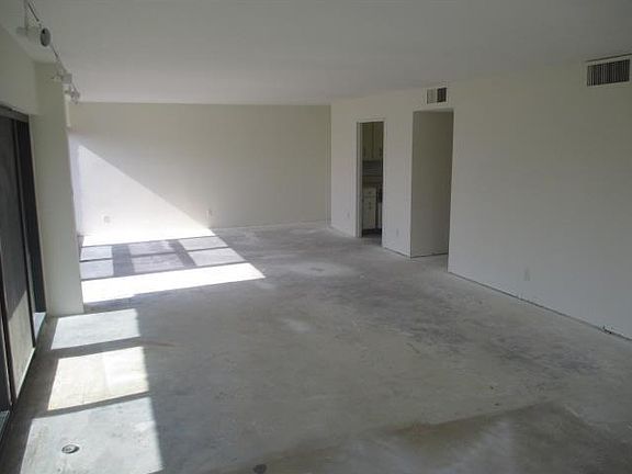 3rd image of 2175 S Ocean Blvd APT 106