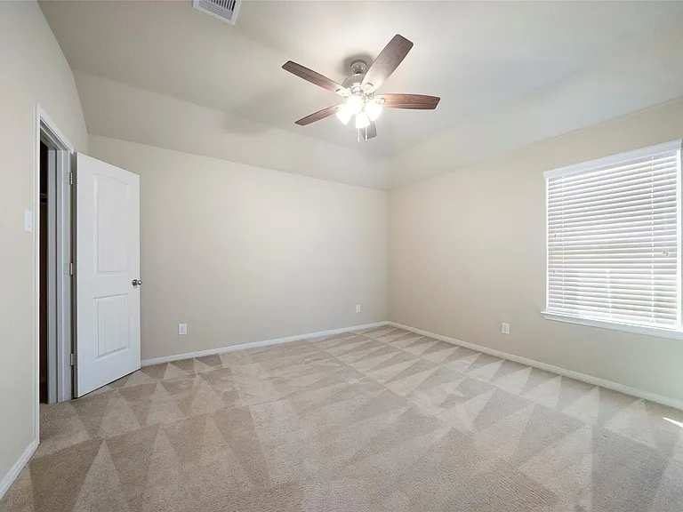 13206 Clover Creek Point Ln — Photo 22