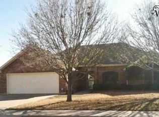 3 Brady Ct, Iowa Park, TX 76367