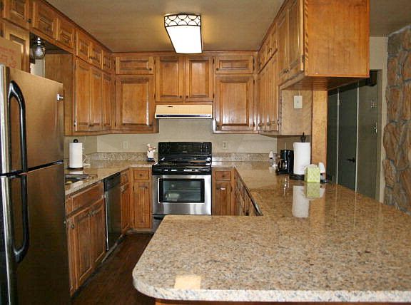 2nd image of 18223 Briarwood Dr