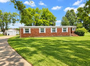 1111 E 7th St, Metropolis, IL 62960