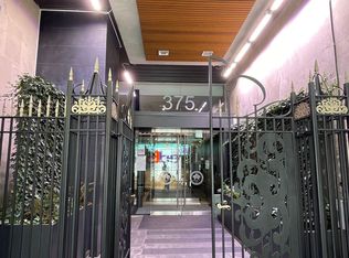 375 King St W #2708, Toronto, ON M5V1K5