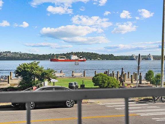 4th image of 1156 Alki Ave SW