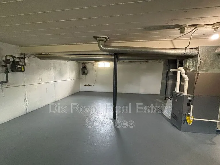 1110 Ellen Dr — Photo 23