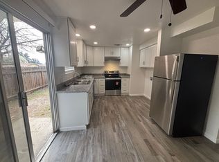 1937 W Shields Ave APT 102, Fresno, CA 93705