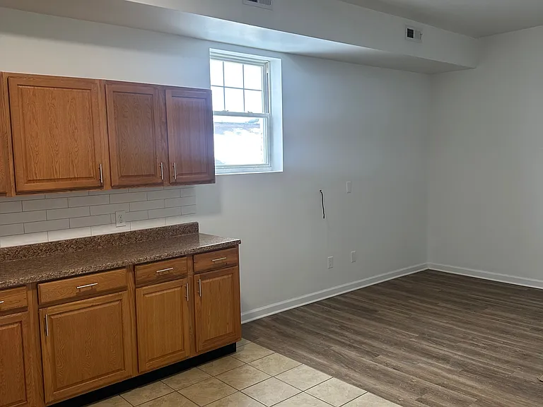 108C Dekalb St #C — Photo 5