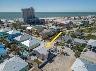 150 Pearl St, Fort Myers Beach, FL 33931