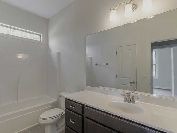 4th image of 3505 Cortona Way