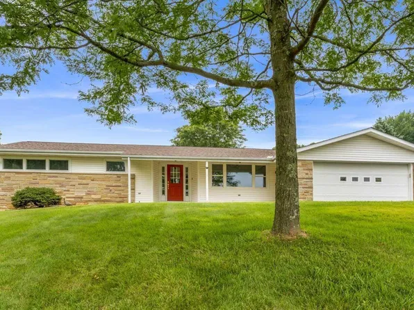 107 Linnell Dr, Granville, OH 43023