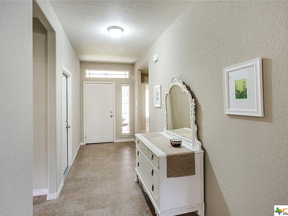 5th image of 1916 Carriage House Dr