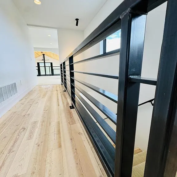 4055 Sunset Ridge Dr — Photo 32