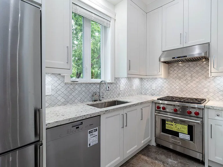 3106 W 10th Ave — Photo 8