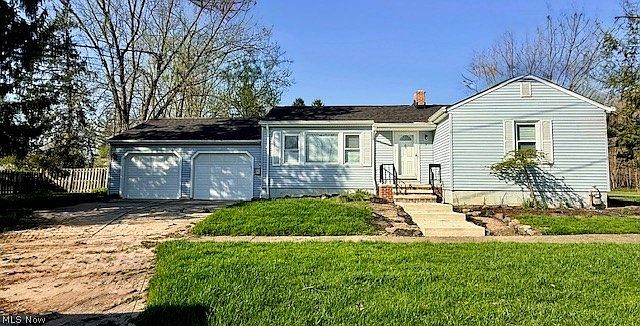 1st image of 3 Broadmore Ave