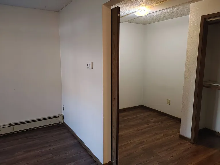 415 S. Van Buren Street — Photo 27