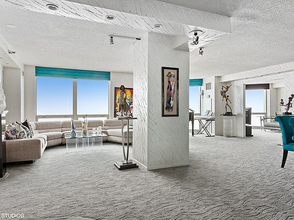 2nd image of 195 N Harbor Dr #4801-4809