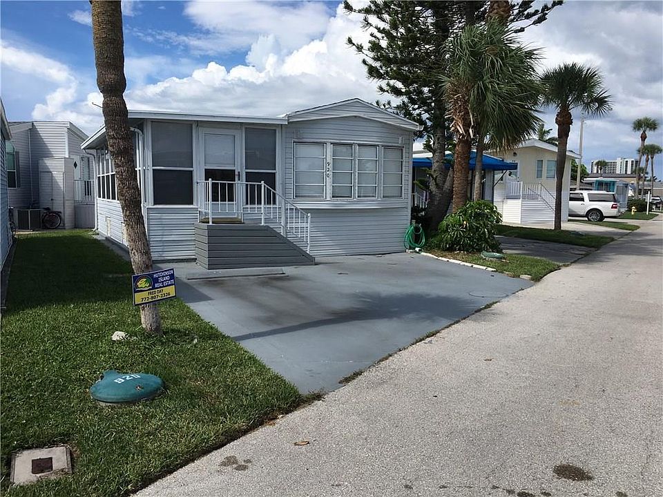 1st image of 920 Nettles Blvd