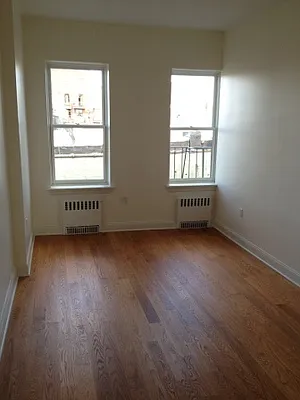 Rented by Mdays Realty | media 6