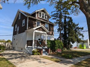 967 Ruffner Ave, Birmingham, MI 48009