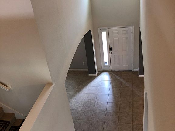 5th image of 15003 Ozzi St