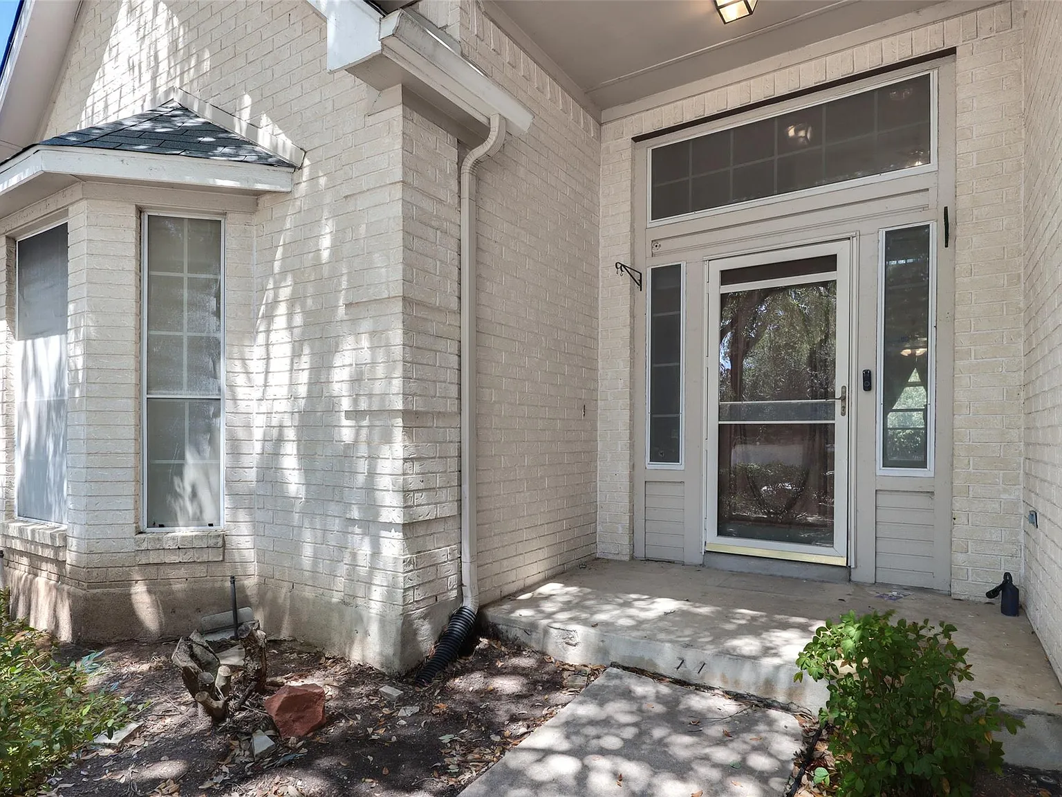 4 bed, 3.0 bath, 2794 sqft, $2,595 — Photo 3