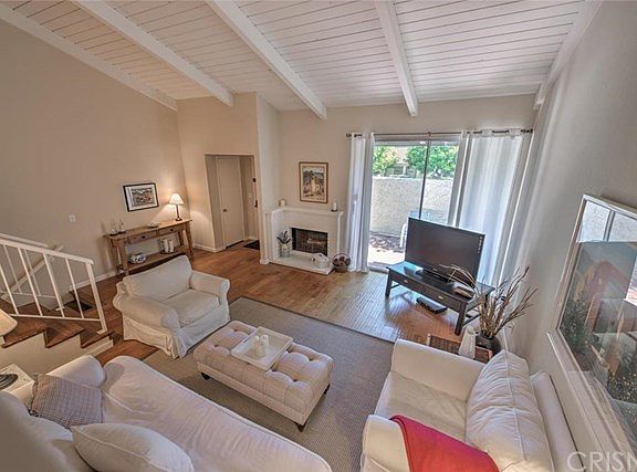 3rd image of 11756 Moorpark St Unit I