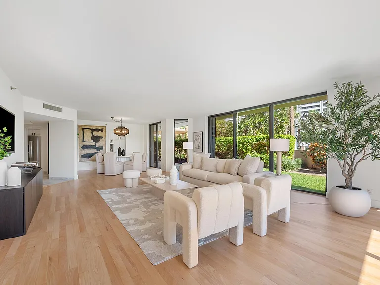 1401 S Ocean Blvd #1010 — Photo 7